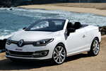 Renault Mégane 2014, anche la cabrio si rifà il look Renault Mégane 2014, anche la cabrio si rifà il look - Vai alla galleria