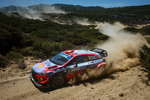 La Hyundai si aggiudica il Rally di Sardegna La Hyundai si aggiudica il Rally di Sardegna - Vai alla galleria