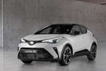 Toyota C-HR GR Sport: per un pizzico di grinta in più Toyota C-HR GR Sport: per un pizzico di grinta in più - Vai alla galleria
