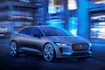 Jaguar I-Pace: per lei leggeri aggiornamenti Jaguar I-Pace: per lei leggeri aggiornamenti - Vai alla galleria