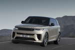 Range Rover Sport: la SV è un mostro con 635 CV Range Rover Sport: la SV è un mostro con 635 CV - Vai alla galleria