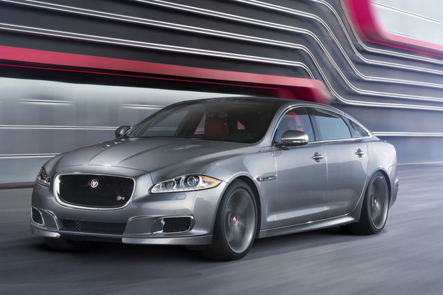 Jaguar XJR