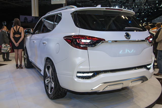 parigi 2016 ssangyong liv 2 8