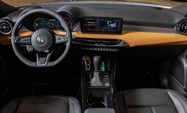 alfa romeo tonale spy interni