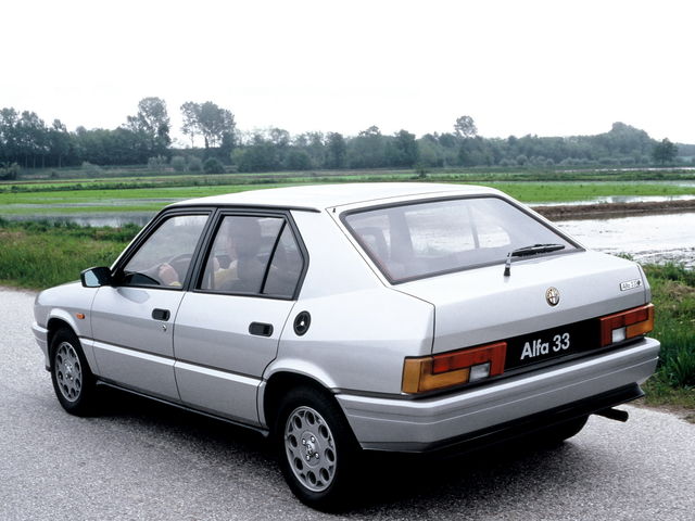 alfa romeo 33 qv