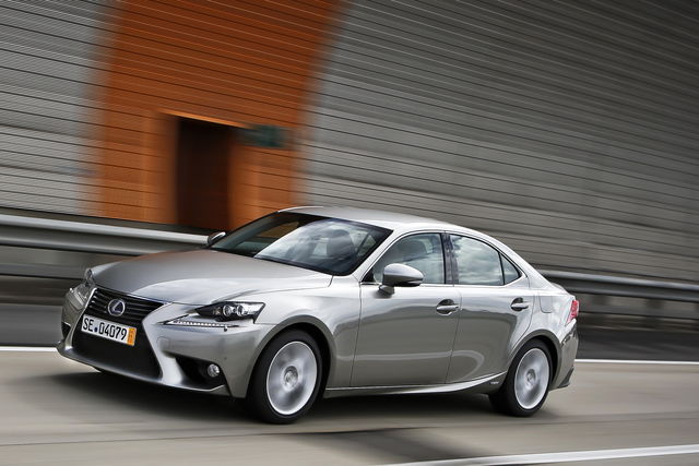 Lexus IS 300h
