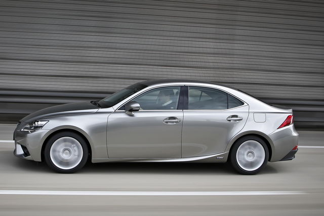Lexus IS 300h
