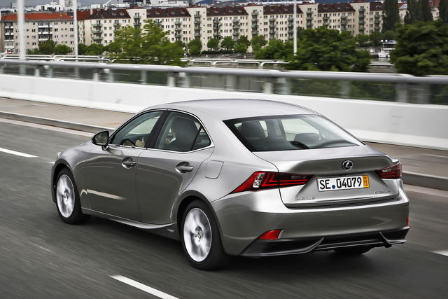 Lexus IS 300h