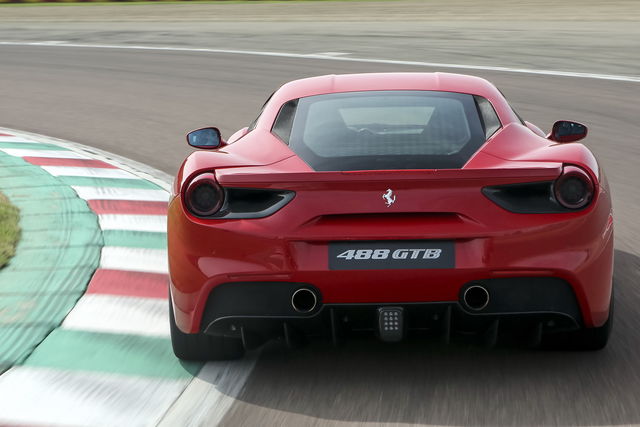Ferrari 488 Prova Scheda Tecnica Opinioni E Dimensioni