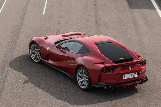 Ferrari 812 Superfast Prova Scheda Tecnica Opinioni E