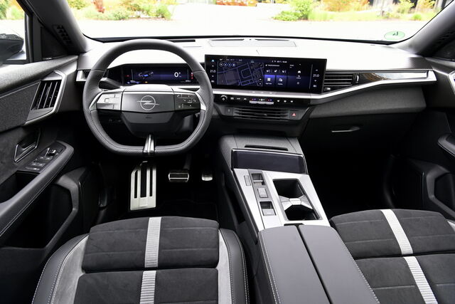 opel grandland electric awd 2025 08 10