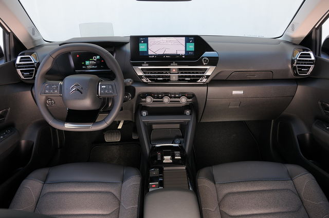 citroen e c4 prova 2021 11 46