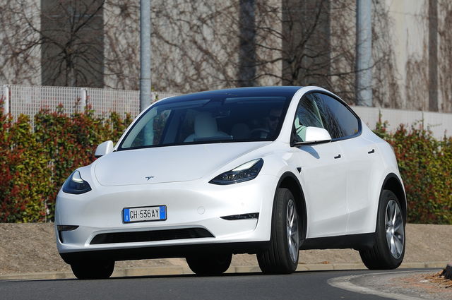 tesla model y prova 2022 05 03