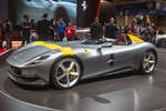 Ferrari Monza SP1 e SP2: fondono moderno e antico - Vai alla galleria