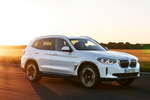 BMW iX3: un'elettrica in famiglia - Vai alla galleria