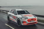 Audi e-tron: un assaggio del restyling - Vai alla galleria