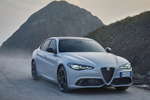 Alfa Romeo Giulia e Stelvio 2023: c’è il “porte aperte” - Vai alla galleria
