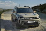 Dacia Duster e Bigster: ora anche ibride, automatiche, a Gpl e 4x4 - Vai alla galleria
