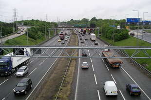 si puo sorpassare a destra si ecco perche