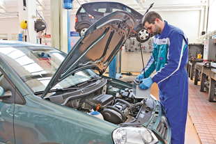 come tenere forma batteria dell auto