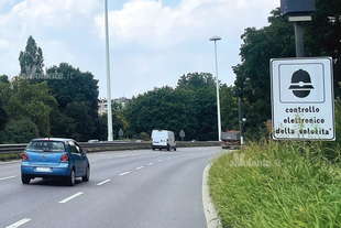dritte sugli autovelox evitare multe dai limiti velocita ai cartelli preavviso