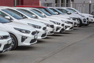 mercato auto usate italia giugno 2022