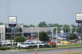 crisi gm usa chiuderanno più mille concessionari