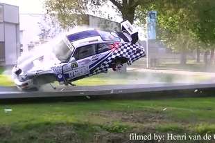 incidente tuffo porsche