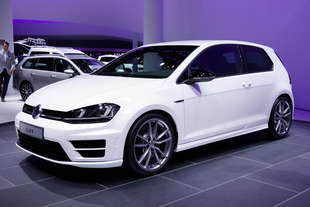 volkswagen golf r dal vivo