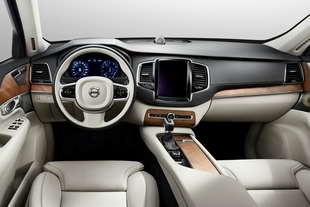 volvo xc90 svelati interni