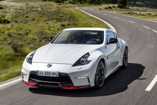nissan aggiorna 370z nismo
