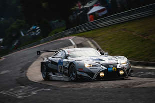 nurburgring niente piu giri record limiti velocita
