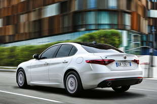 alfa romeo giulia veloce e ae prezzo