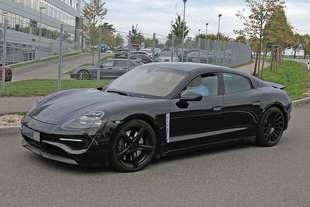 porsche mission e foto spy