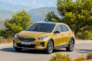 kia xceed prezzi listino versioni