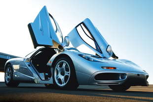 mclaren f1 compie 25 anni
