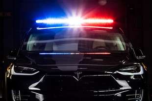 tesla model x polizia canadese
