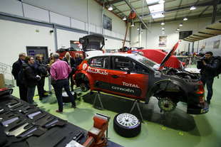 visita reparto corse Citroen Peugeot DS sport