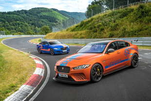 jaguar xe sv project 8 ring taxi