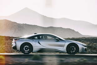 bmw al posto della i8 supercar 2023
