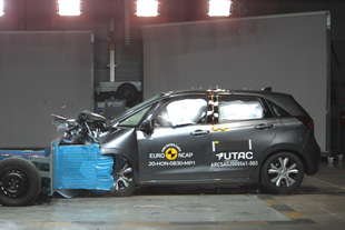 sicurezza test euro ncap jazz e mx 30