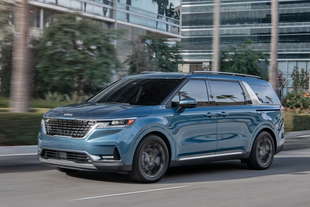 kia carnival 2021 caratteristiche immagini