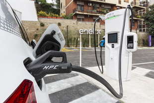 auto elettriche dal 2027 costeranno meno delle termiche