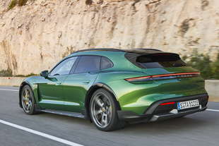porsche taycan cross turismo 2021 caratteristiche immagini