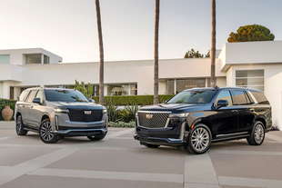 cadillac escalade 2022  prezzi italia