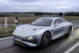 mercedes eqxx test 1000 km con un pieno