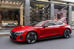 audi al fuorisalone 2022 mostra tecnologia e il design