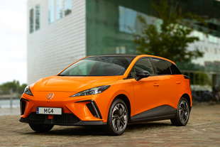 mg 4 electric caratteristiche prezzi