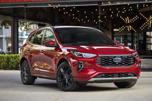 ford kuga restyling 2023