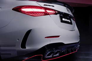 mercedes pensa al ritorno del v8 63 amg